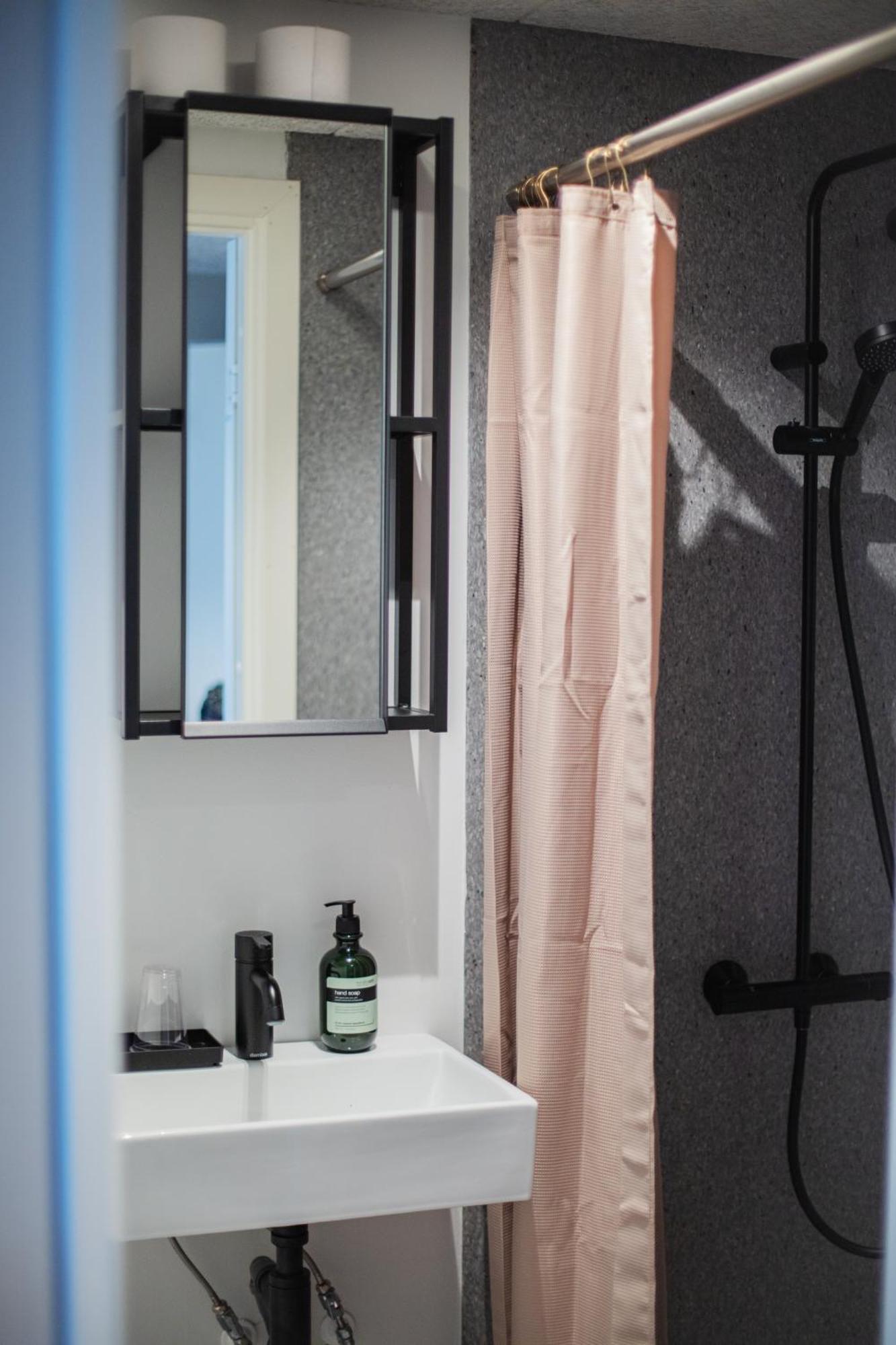 Hotel Djurhuus Tórshavn Quarto foto